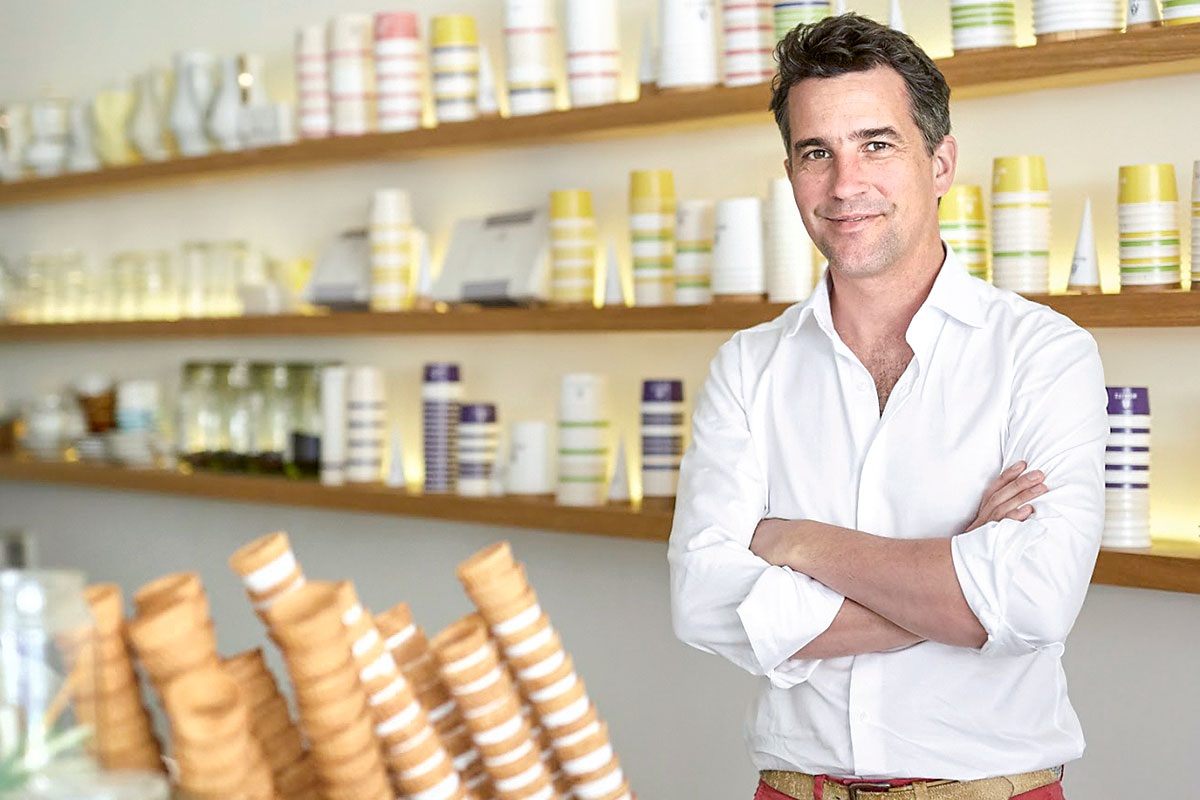 <p>Dueño de heladería Moritz apuesta por robots que realizan exámenes médicos a distancia</p>