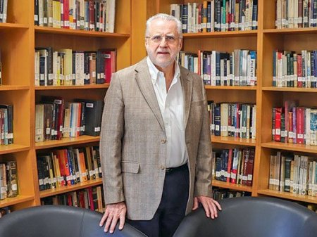 Gobierno de Chile nombra a exministro como presidente de mayor minera de cobre del mundo