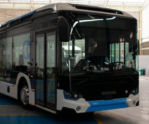 Scania Colombia busca ampliar su portafolio de productos con bus 100% eléctrico