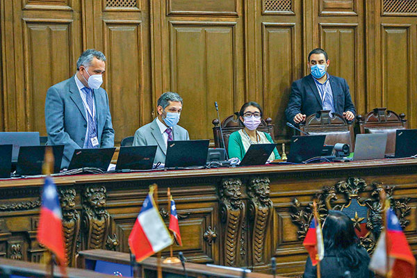 Pleno de la Convención respalda derecho de propiedad y vuelve a comisión modo de expropiación