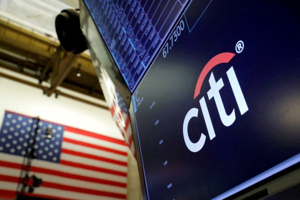 Economista jefe de Citi alerta por "significativas" probabilidades de recesión mundial
