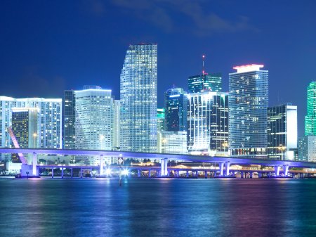 Compass refuerza su equipo de wealth management para ampliar sus servicios en Miami