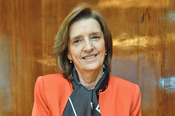 Patricia Poblete también cumplió con roles públicos en el gobierno de Ricardo Lagos y en el segundo mandato de Michelle Bachelet. Foto: Archivo