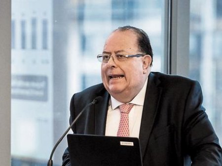 Banco Central de Perú prefiere adelantar alza de tasa para evitar recesión de economía