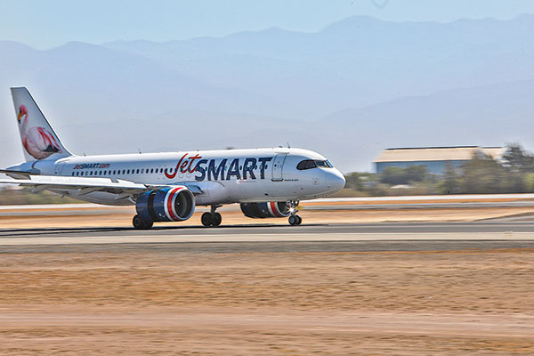JetSmart acelera su crecimiento tras la pandemia, pero tendrá una difícil tarea este año