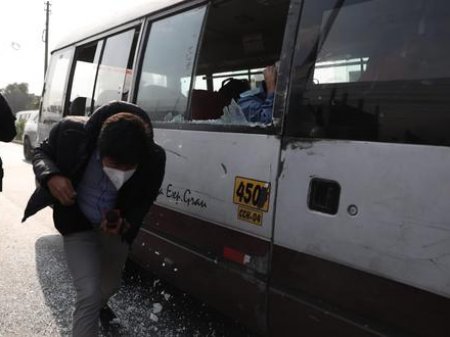 Paro de transportistas en Perú: bloquean Carretera Central y atacan a vehículos que no acatan