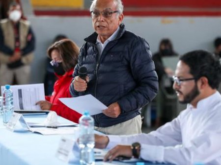 Gobierno peruano presentará proyecto para prohibir monopolios y oligopolios