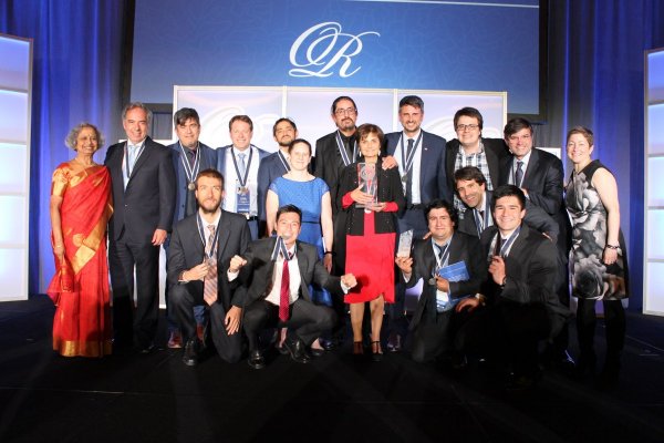 Así celebró Paula Daza el premio Edelman ganado por la gestión durante la pandemia