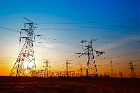 Máxima instancia de Justicia en México valida reforma eléctrica promovida por López Obrador