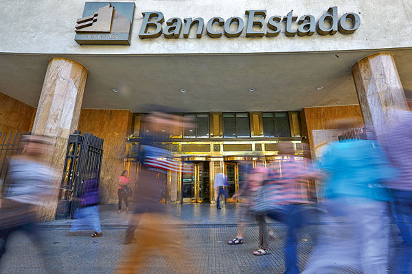 La Moneda alista nombramientos en BancoEstado y director del Sernac será elegido por concurso