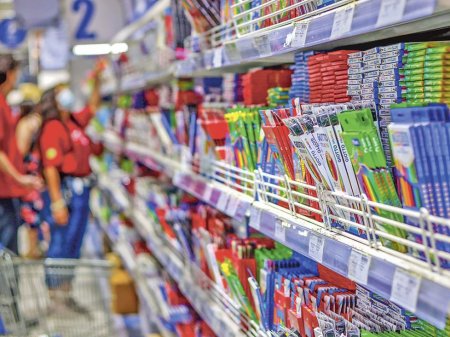 Inflación profundiza estrategia de las marcas de cobrar lo mismo por productos más pequeños