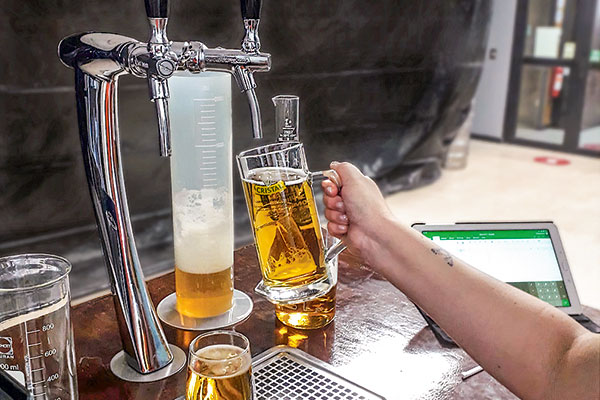 Crean solución con Internet de las Cosas para gestionar la cerveza en bares