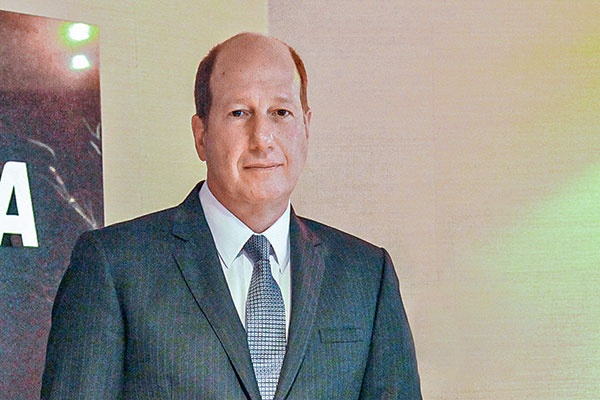 Bancos mueven el tablero en Transbank: nombrarán a nuevo presidente tras renuncia de Guillermo Antúnez