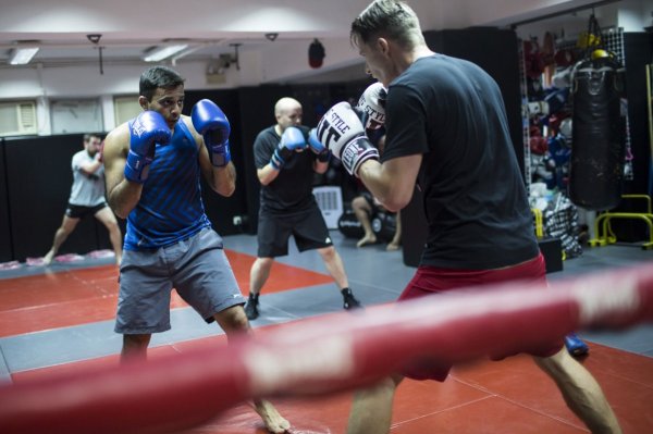 Knock out: el golpe de gracia del boxeo chileno