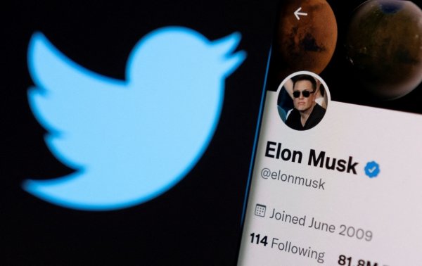 Musk carga contra el directorio de Twitter luego de que la compañía adoptó una "píldora venenosa" para evitar su arremetida