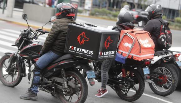 <p>Congreso peruano analiza 15 proyectos para normar relación laboral de trabajadores de delivery</p>