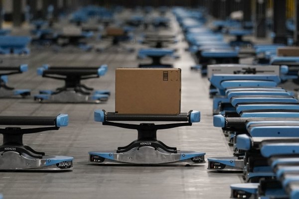 Amazon invertirá US$1.000 millones en empresas de logística y robótica