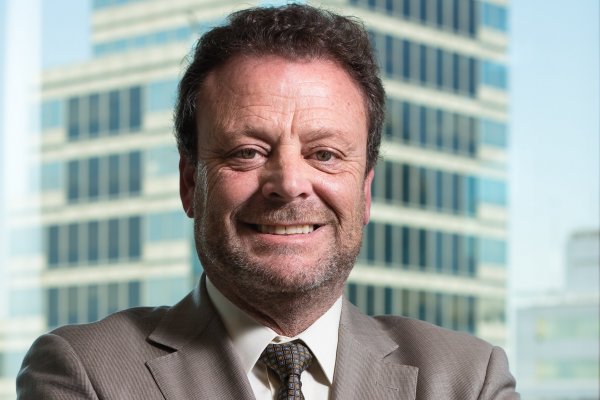 Gerente general de Vida Security es electo como nuevo presidente de la Asociación de Aseguradores de Chile