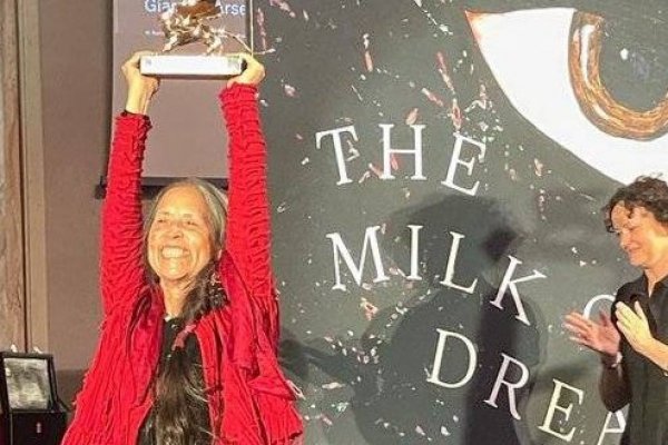 Cecilia Vicuña y la fuerte presencia femenina de Chile en la Bienal de Venecia