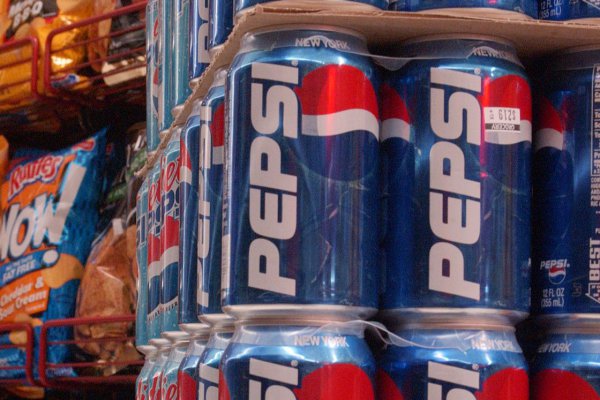 PepsiCo eleva el pronóstico de ingresos por el aumentos de precios y estancamiento de cadena logística