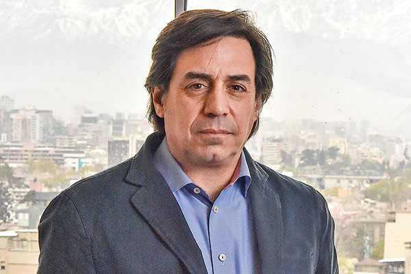 Guillermo Larraín y seguridad social en la Constitución: “La actividad privada es instrumental para lograr ese derecho”