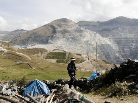 Tras desalojo de minera Las Bambas, comuneros intentan invadir nuevamente terrenos