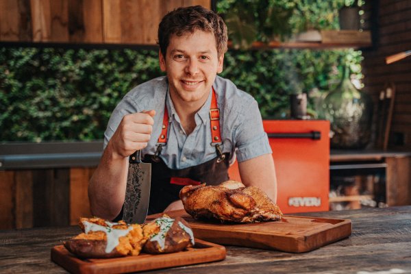 Barbacoa con sabor chileno: Emprendimiento parrillero firma alianza para llegar a los grandes retailers de EE.UU
