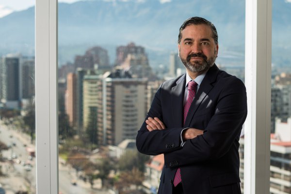 Max Pinto asume como nuevo gerente de inversiones y productos en Sura Inversiones