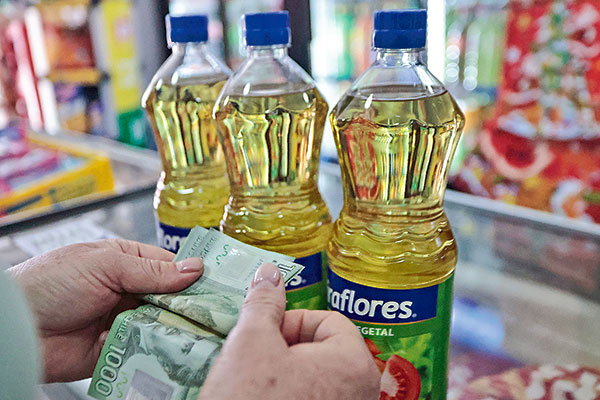 Banco Central: la incertidumbre política y la inflación se consolidan como principales preocupaciones de las empresas en Chile