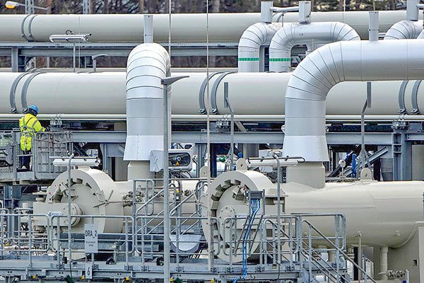 Los precios de la electricidad en Europa alcanzan el máximo del año por la amenaza de sanciones