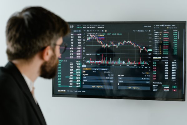 Conectividad, dinamismo y activos alternativos: los cambios tecnológicos en la mira de las principales bolsas del mundo