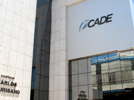 Organismo de libre competencia de Brasil multa a principales telefónicas del país por reducir competencia en licitación