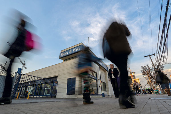 Banco de Chile comienza el segundo trimestre con el pie derecho: utilidades crecen casi 200% en abril