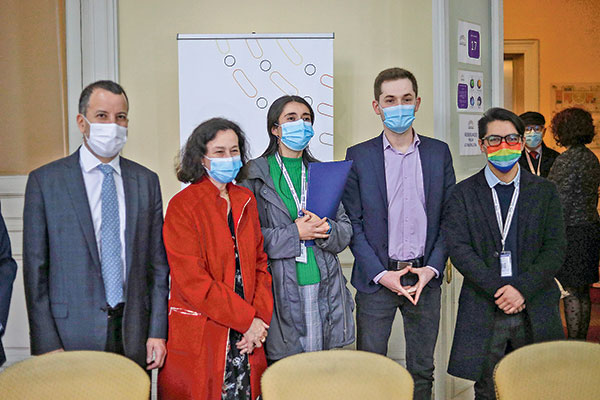 La directiva de la Convención recibió a los representantes del Banco Central encabezados por Rosanna Costa. Foto: Agencia Uno