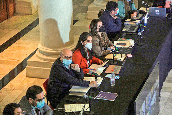 La comisión escuchará este jueves al ministro de la Segpres, Giorgio Jackson. Foto: OTAN