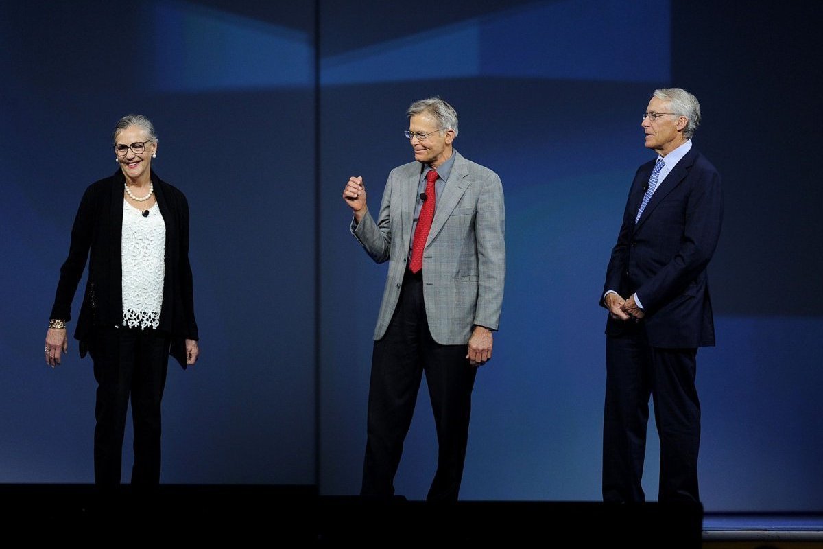 <p>La familia más rica del mundo pierde US$ 19 mil millones en una jornada tras derrumbe de Walmart</p>