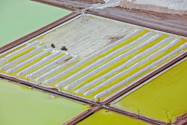SQM registra fuerte salto en ganancias
