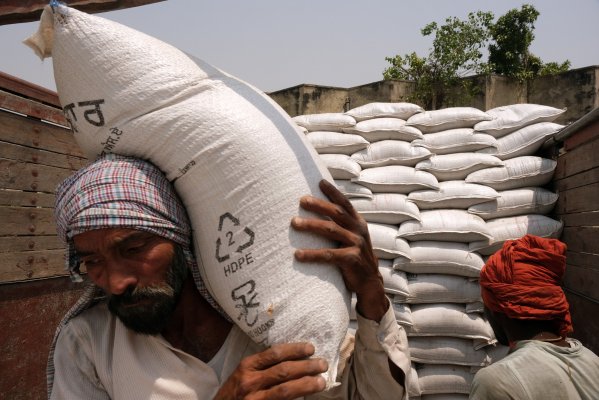 Protestas en Irán y prohibición de exportaciones en India: cómo los países está reaccionando a la inflación