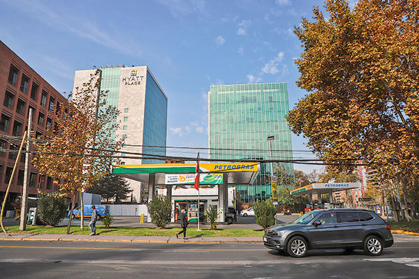 Southern Cross suma otro anteproyecto inmobiliario en una estación Petrobras