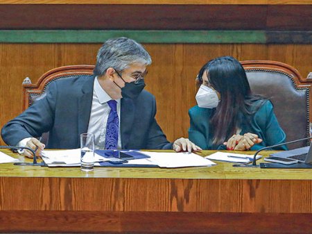 Reforma tributaria en Chile toma forma y gobierno impulsará tres proyectos de ley