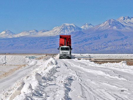 Máxima tribunal de Chile acoge recursos de comunidades indígenas contra licitación del litio