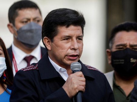 Pedro Castillo busca una salida a la crisis de Las Bambas en Perú, mientras proponen nacionalización