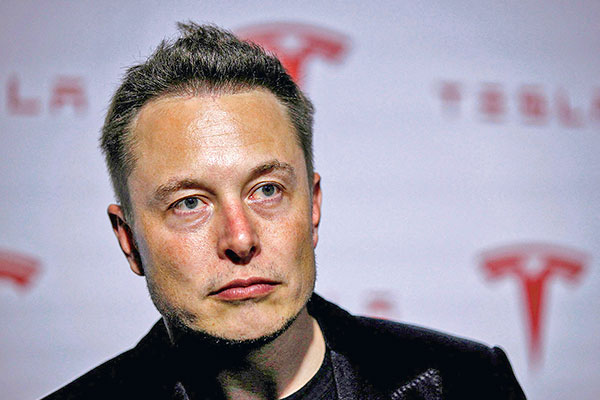 Elon Musk llegó a un acuerdo con Twitter para comprarla en abril. Foto: Reuters