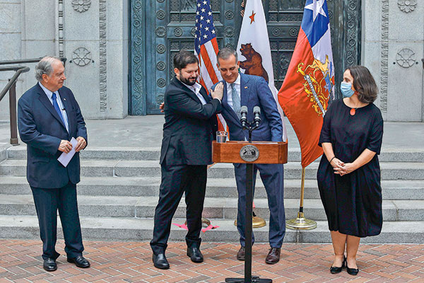 Presidente Boric refuerza en EEUU mensaje de Chile como país seguro y atractivo para invertir