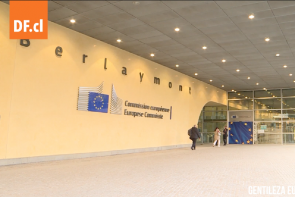 <p>Ahora en DF | Bruselas da luz verde al plan de España y Portugal para limitar el precio del gas</p>