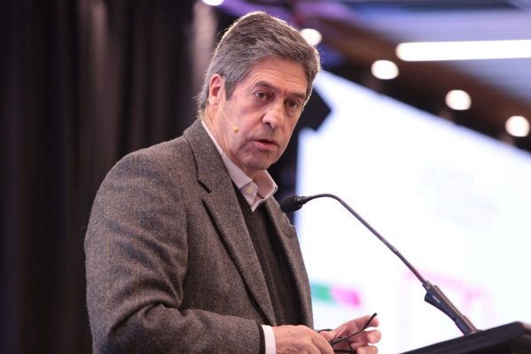 “No se puede construir a tontas y a locas”: La molestia del Colegio de Ingenieros con el borrador de la nueva Constitución