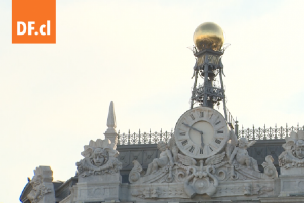 <p>Ahora en DF | Banco de España recorta al 4,1% el crecimiento en 2022 por la guerra</p>