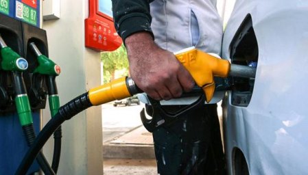 Estudio revela que uruguayos y peruanos compran la gasolina más cara de Latinoamérica