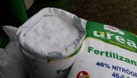 Contraloría de Perú advierte que ganadora de licitación de fertilizantes no asegura tiempo de entrega
