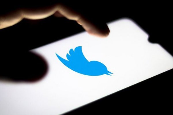Junta directiva de Twitter aconseja a accionistas aceptar oferta de Musk